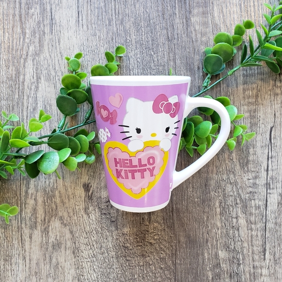 Hello Kitty Heart Ceramic Mug